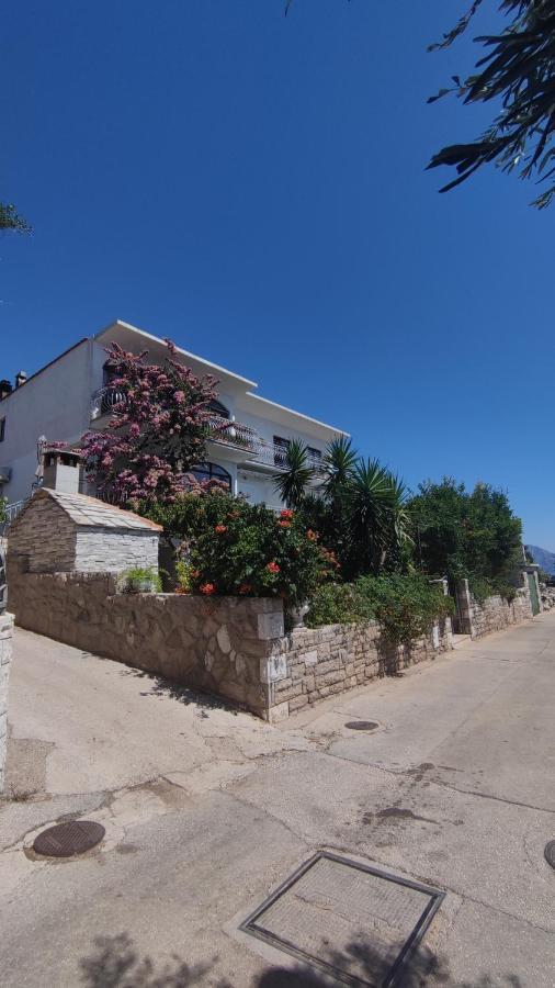 Apartment Franic Sućuraj المظهر الخارجي الصورة