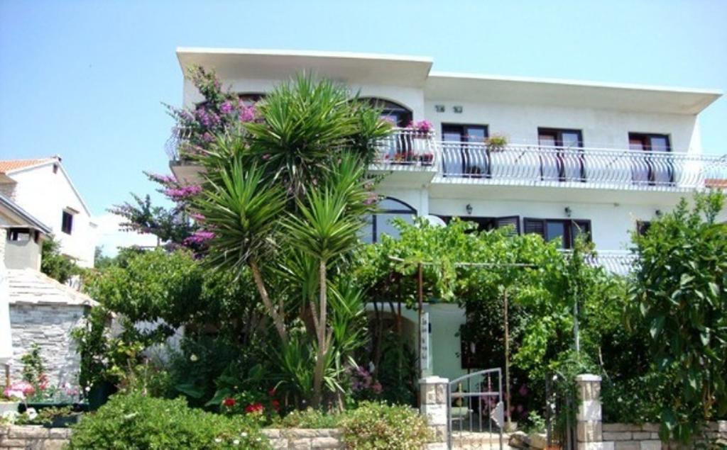 Apartment Franic Sućuraj الغرفة الصورة